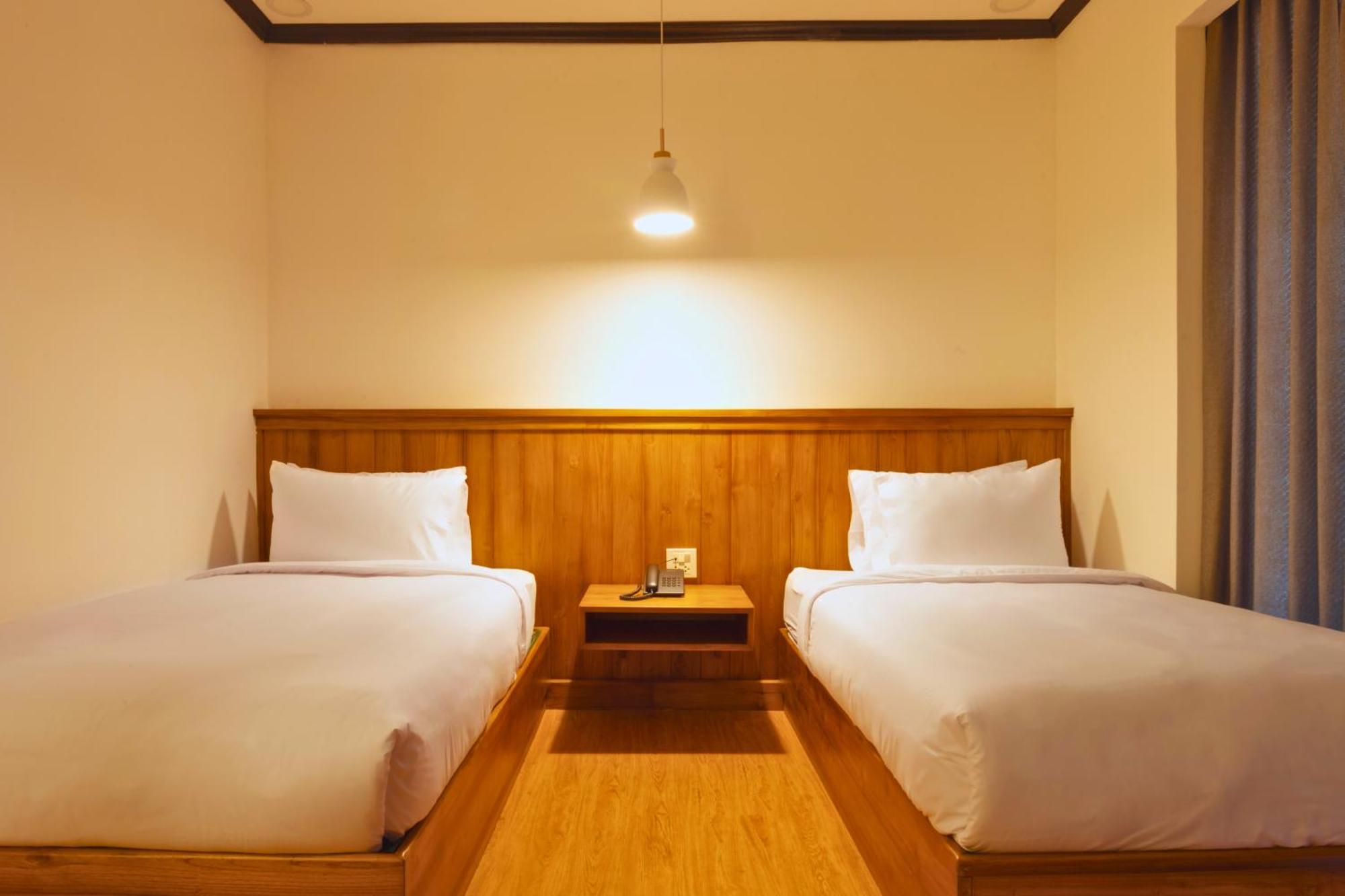 Oudomsin Vangvieng Hotel Ванг Виенг Екстериор снимка