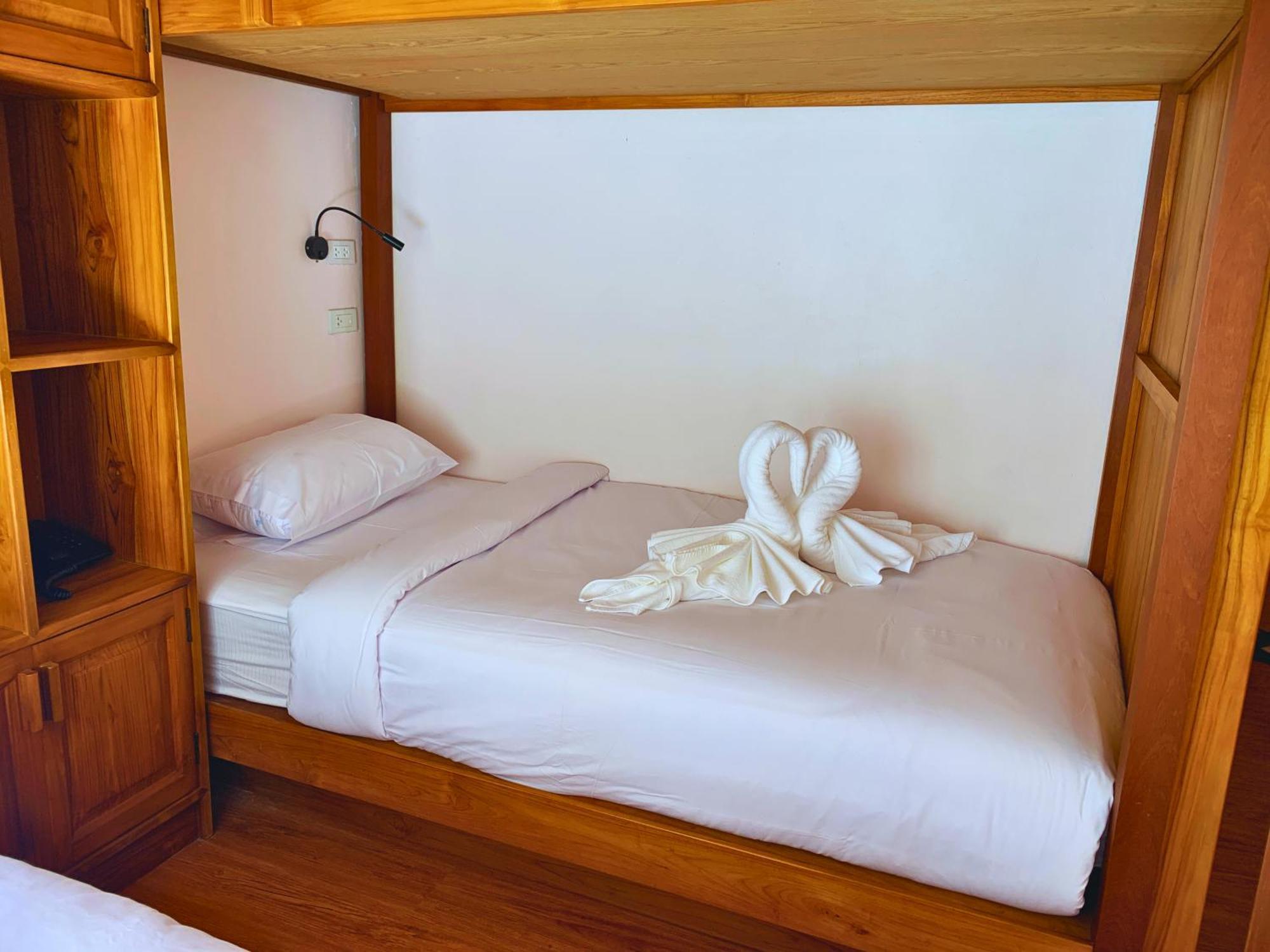 Oudomsin Vangvieng Hotel Ванг Виенг Екстериор снимка