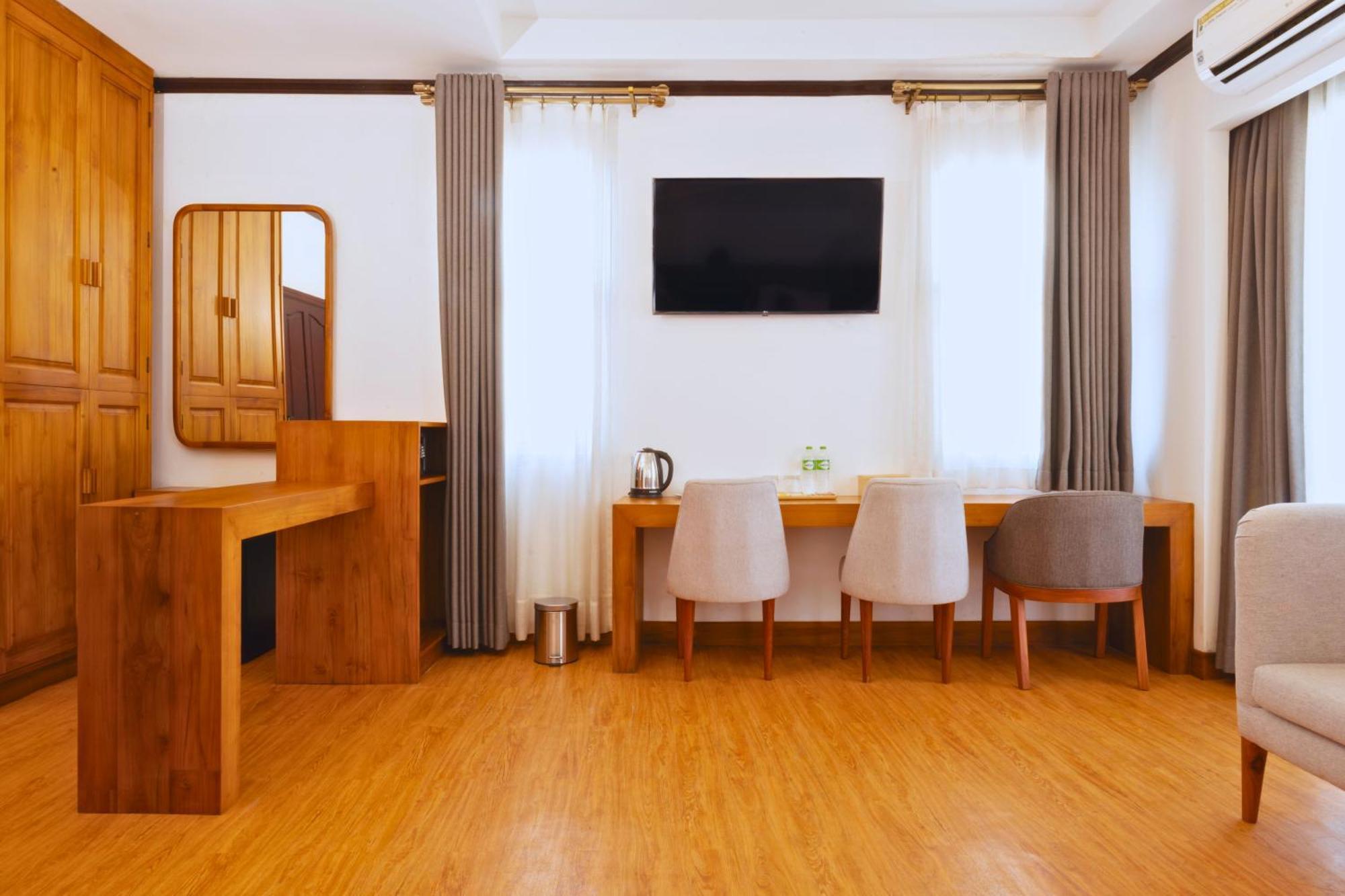 Oudomsin Vangvieng Hotel Ванг Виенг Екстериор снимка