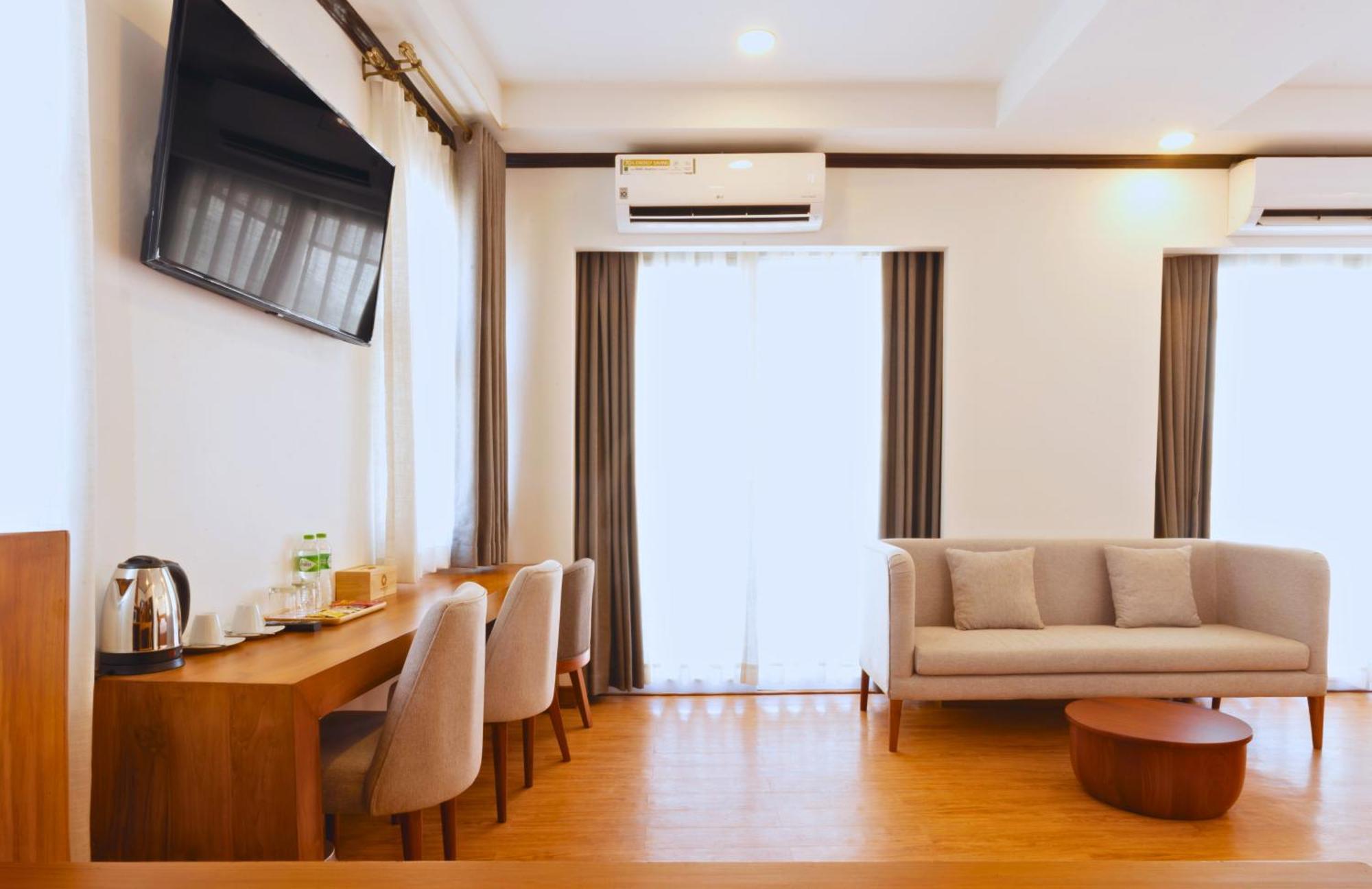 Oudomsin Vangvieng Hotel Ванг Виенг Екстериор снимка