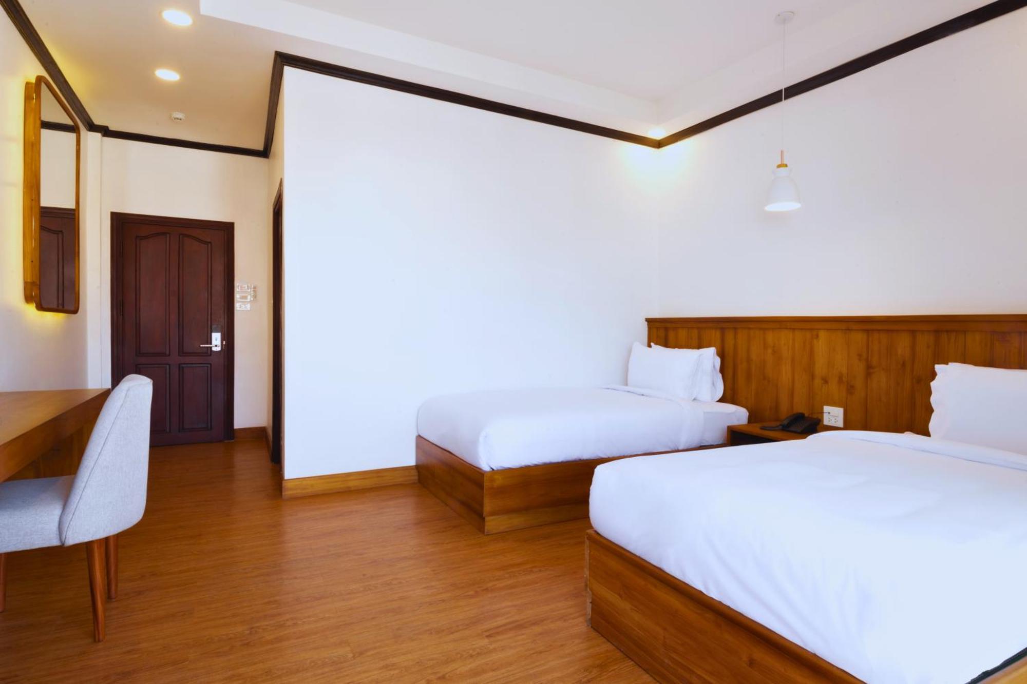 Oudomsin Vangvieng Hotel Ванг Виенг Екстериор снимка
