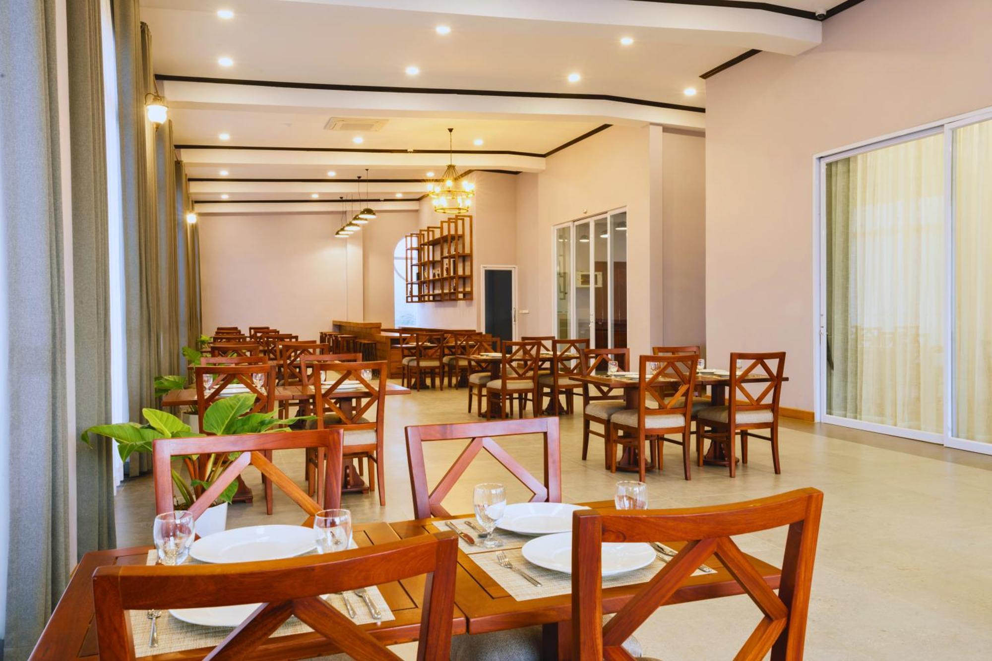 Oudomsin Vangvieng Hotel Ванг Виенг Екстериор снимка