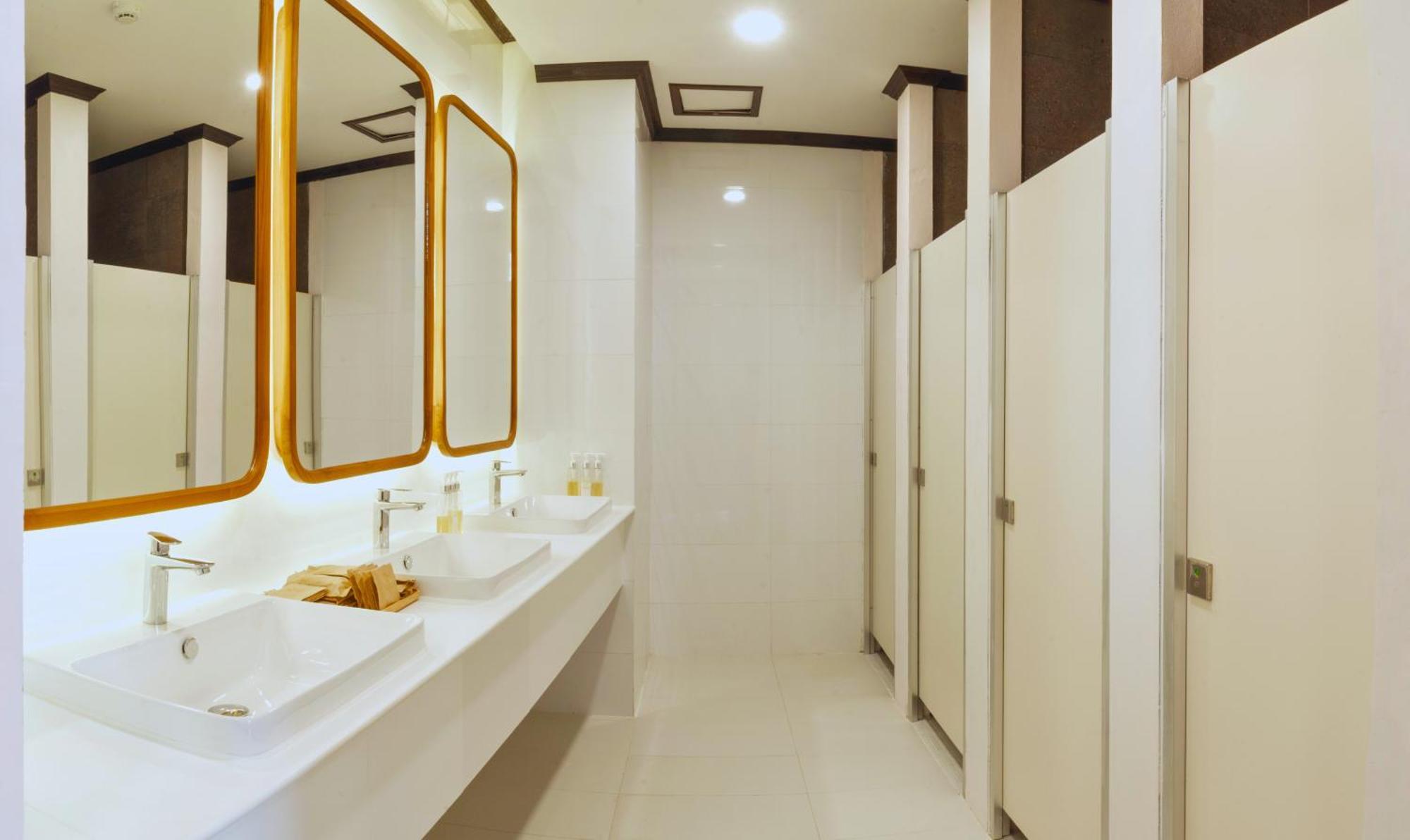 Oudomsin Vangvieng Hotel Ванг Виенг Екстериор снимка