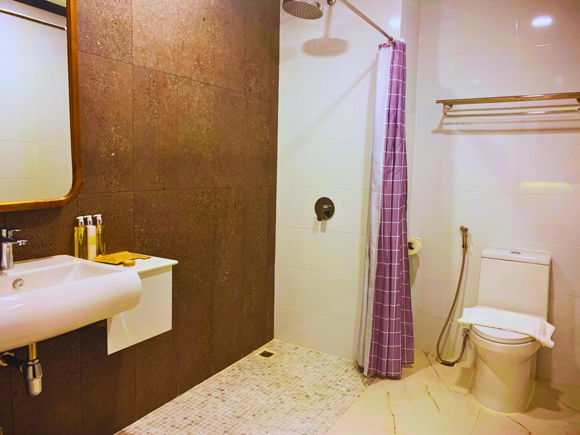 Oudomsin Vangvieng Hotel Ванг Виенг Екстериор снимка